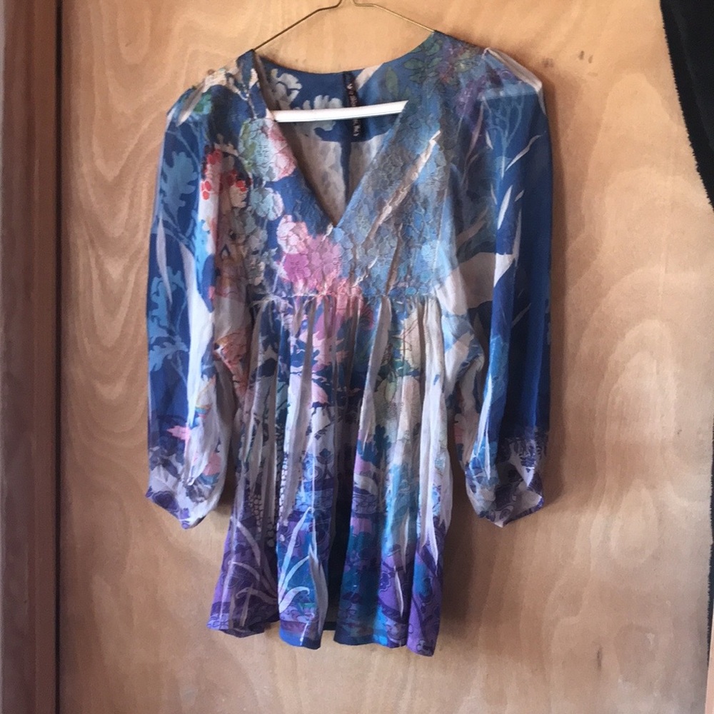 Lace floral screen print blouse